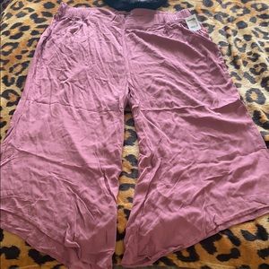 Bell bottom flare capris.